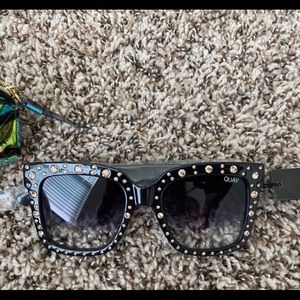 SOLD Brand new Quay Australia sunglasses